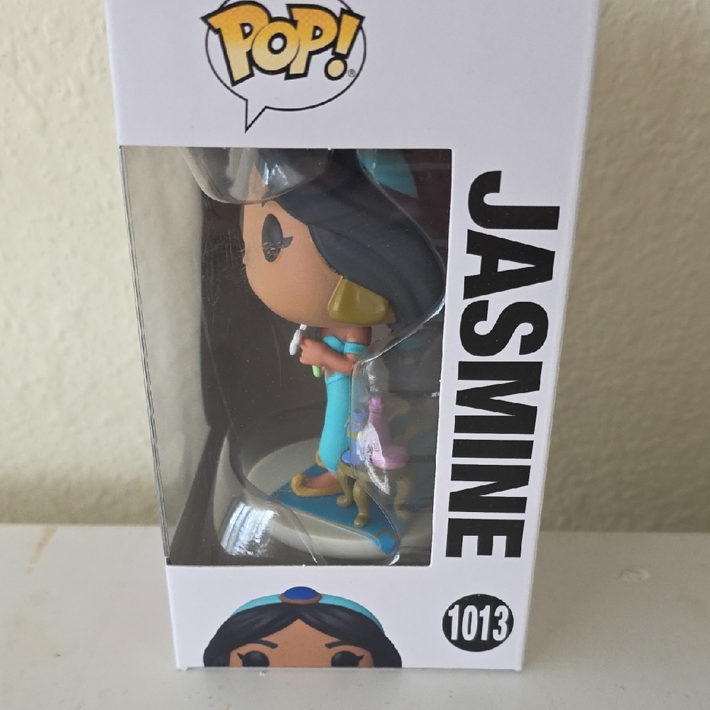 #1013 Princess Jasmine Disney Funko Pop Figure - Picture 4 of 7